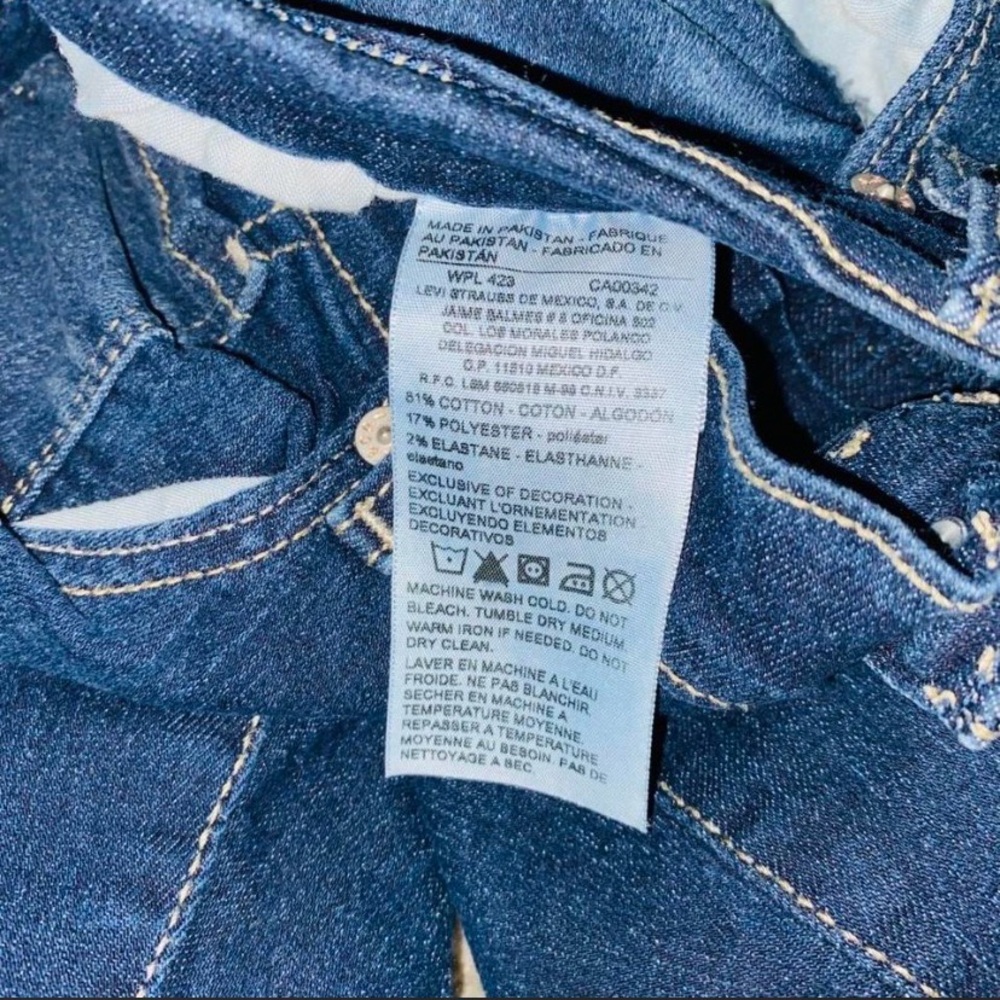 Levi's Women's Dark Blue Skinny Jeans - Picture 3 of 8